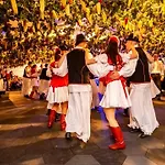 Szazszorszep Vendeghaz شقة *
