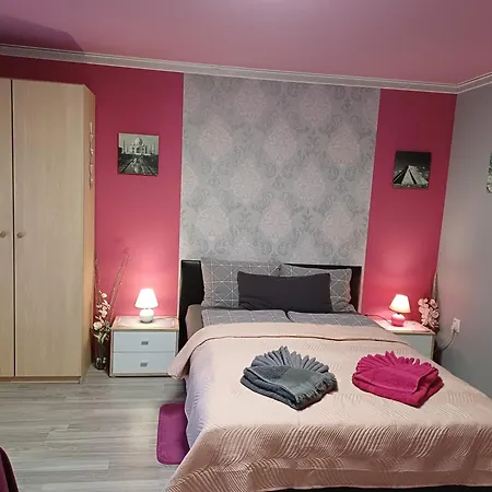 Szazszorszep Vendeghaz Apartament Csongrád
