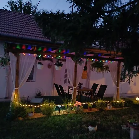 Százszorszép Apartman