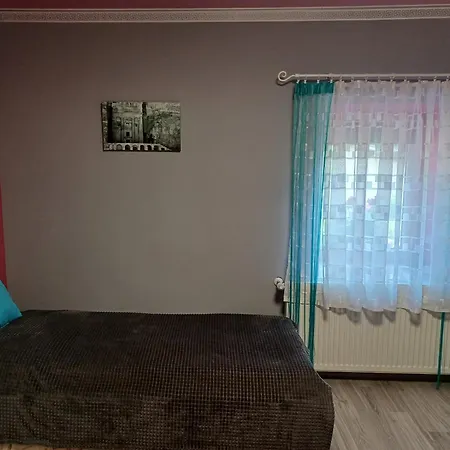 Szazszorszep Vendeghaz