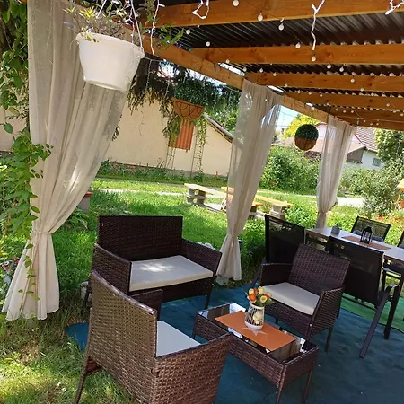 Szazszorszep Vendeghaz Apartament Csongrád