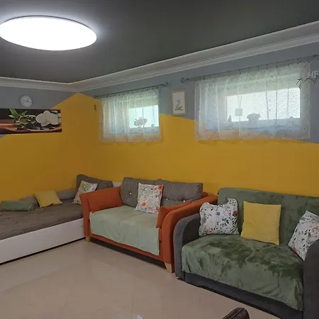 Szazszorszep Vendeghaz * Csongrád