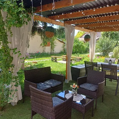 Apartament Szazszorszep Vendeghaz *
