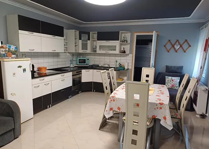 Szazszorszep Vendeghaz Apartment